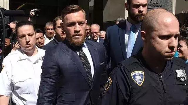 竞博电竞- UFC夜战：西城飞鹰队淘汰对手西城犀牛队，临门一脚致胜精神属性拉满