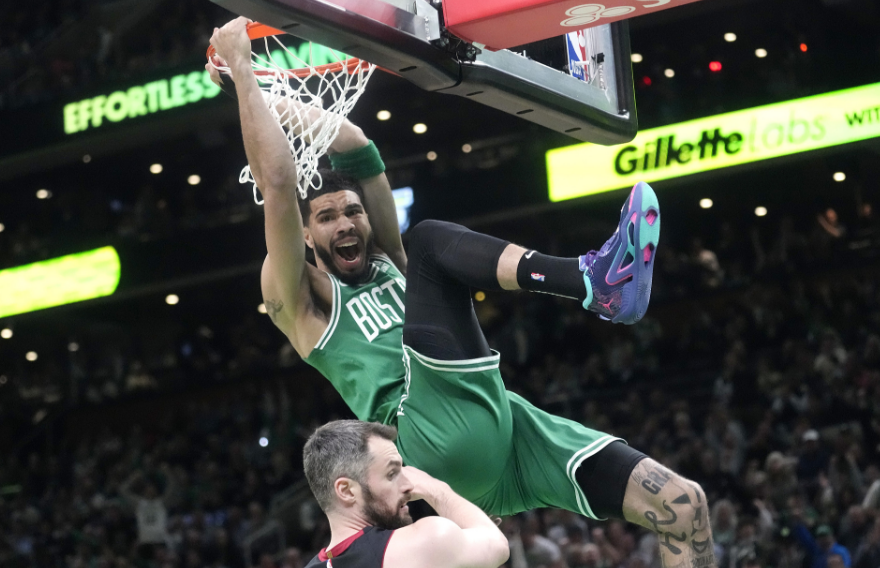  塔图姆身高203还是208 