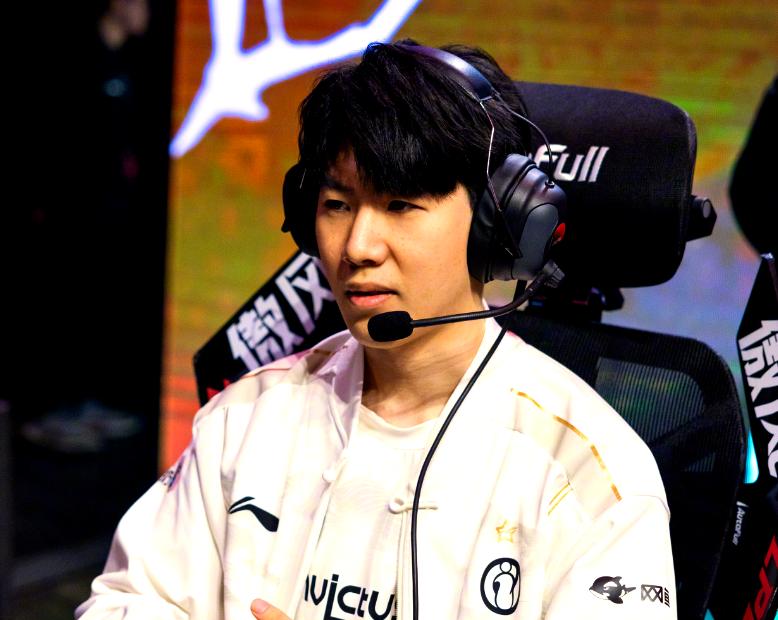 包含TheShy新星败北表现惊艳，雄鹿未来可期！的词条